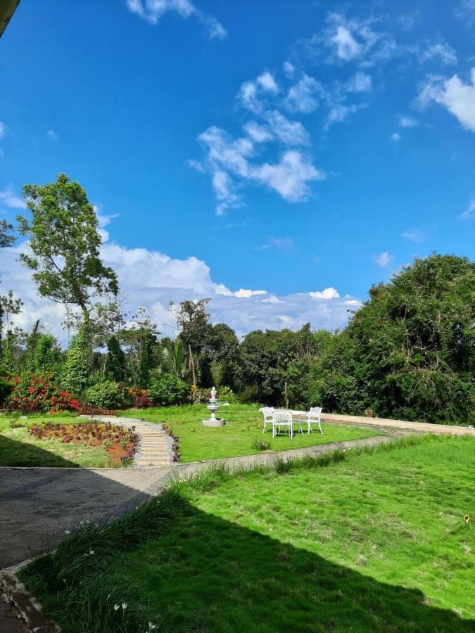 Villa Wodeyarmutt Tropical Luxury Living Sringeri Exterior photo